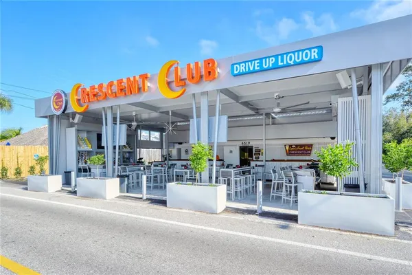 $9,000 | 327 Avenida Milano, Sarasota, FL 34242