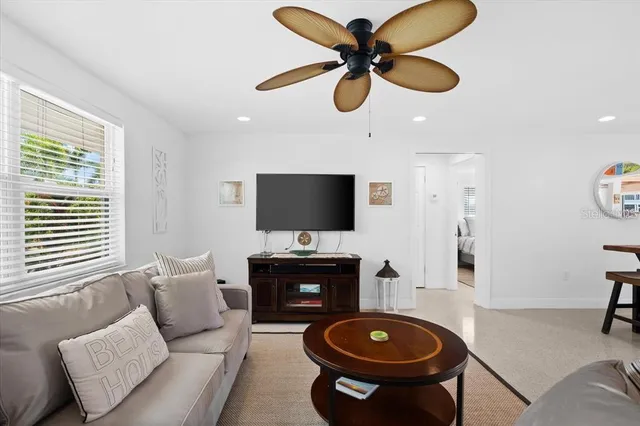 $16,000 | 327 Avenida Milano, Sarasota, FL 34242