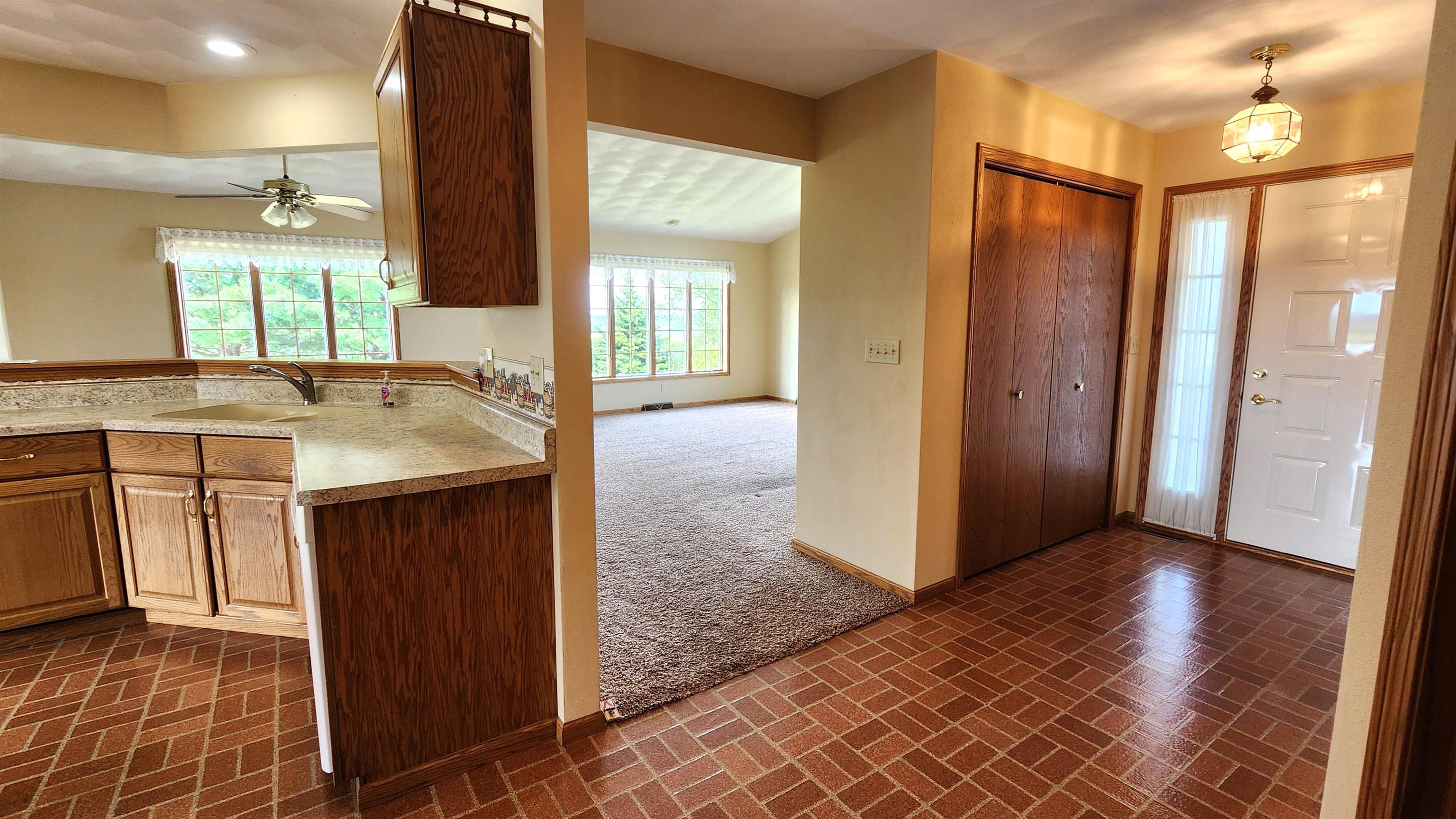 11056 Center Road Durand, IL 61024 - Photo 37 of 98 Gallery Image 37