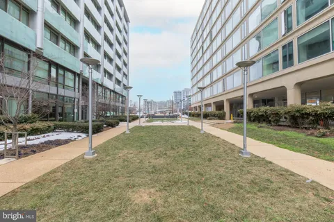 $275,000 | 1101 3rd Street Southwest, Unit 411, Washington, DC 20024