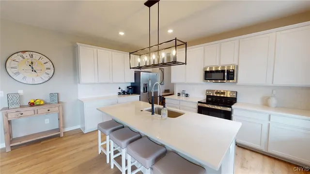 $480,900 | 2524 Mystical Way, Camillus, NY 13031