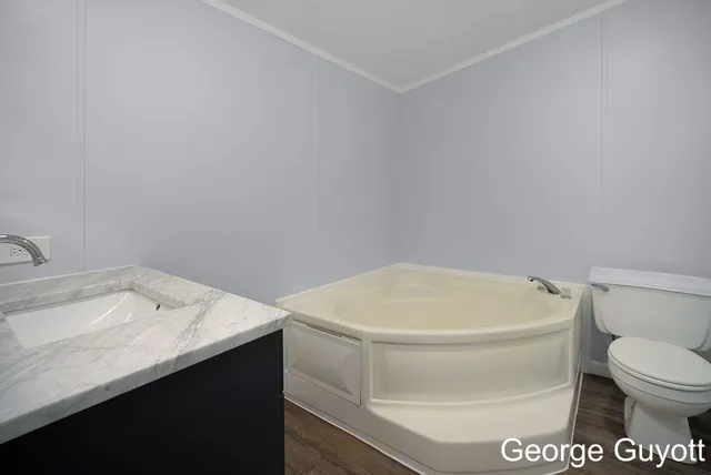 $224,900 | 7146 Lakeview Avenue, South Haven, MI 49090