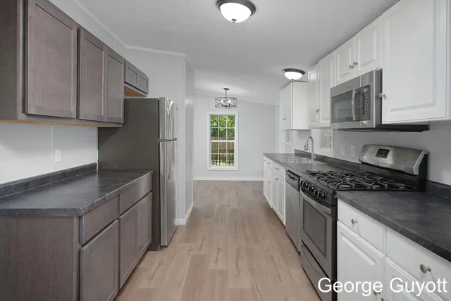 $224,900 | 7146 Lakeview Avenue, South Haven, MI 49090