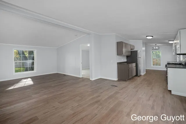 $224,900 | 7146 Lakeview Avenue, South Haven, MI 49090