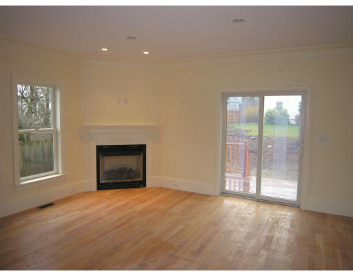 32 Bridge Street Lexington, MA 02421 - Photo 3 of 3