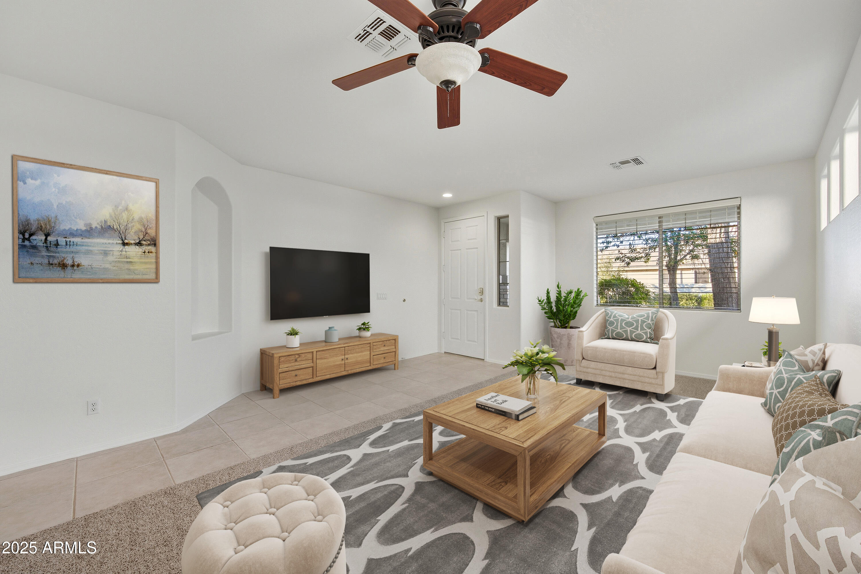 2707 East Darrel Road Phoenix, AZ 85042 - Photo 4 of 41