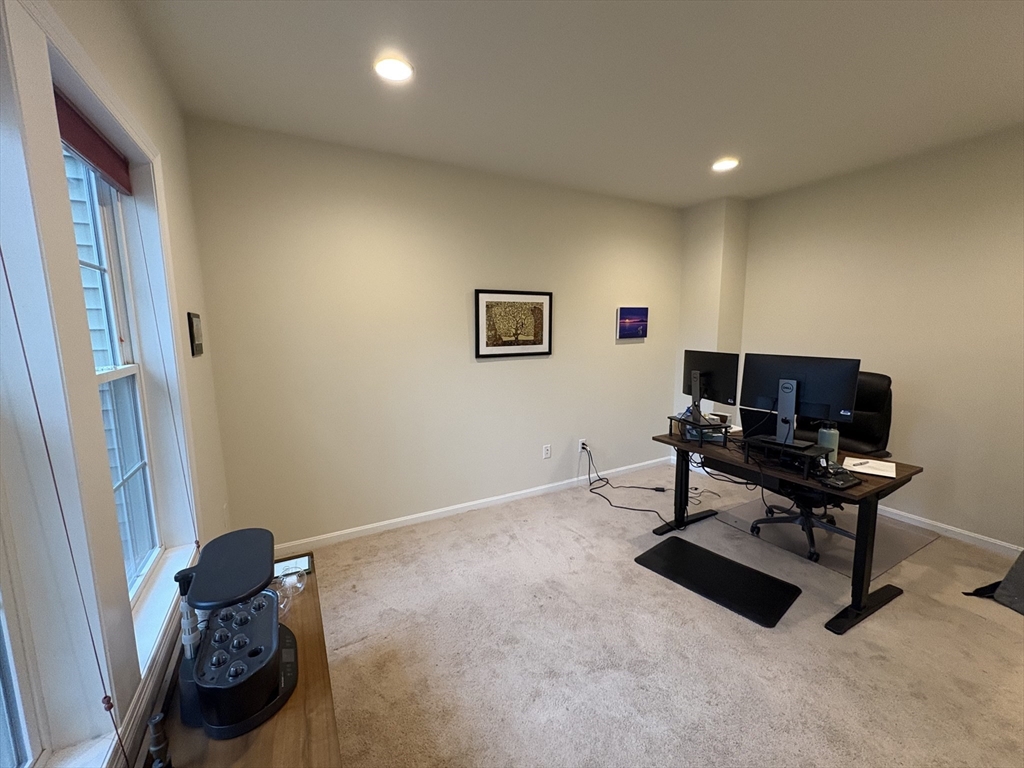 33 Jacob Way, Unit 33 Reading, MA 01867 - Photo 26 of 33