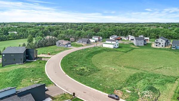 $114,900 | 9943 14th Circle Northeast, St. Michael, MN 55376