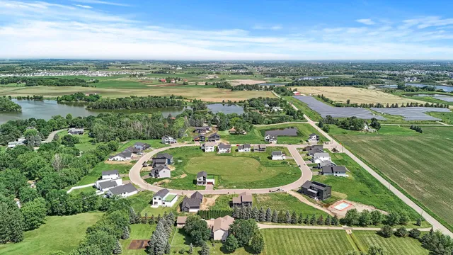 $124,900 | 9943 14th Circle Northeast, St. Michael, MN 55376