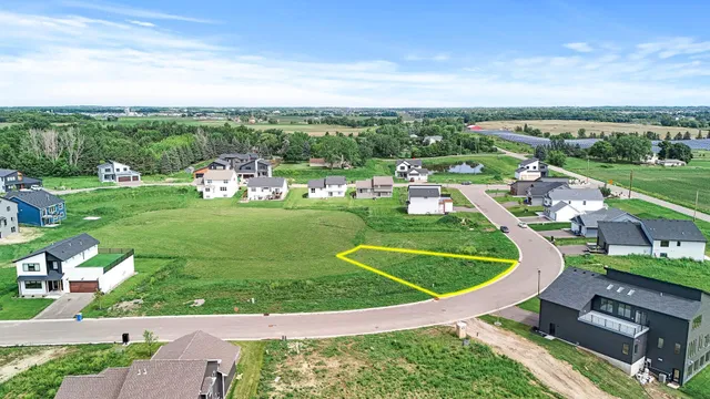 $124,900 | 9943 14th Circle Northeast, St. Michael, MN 55376