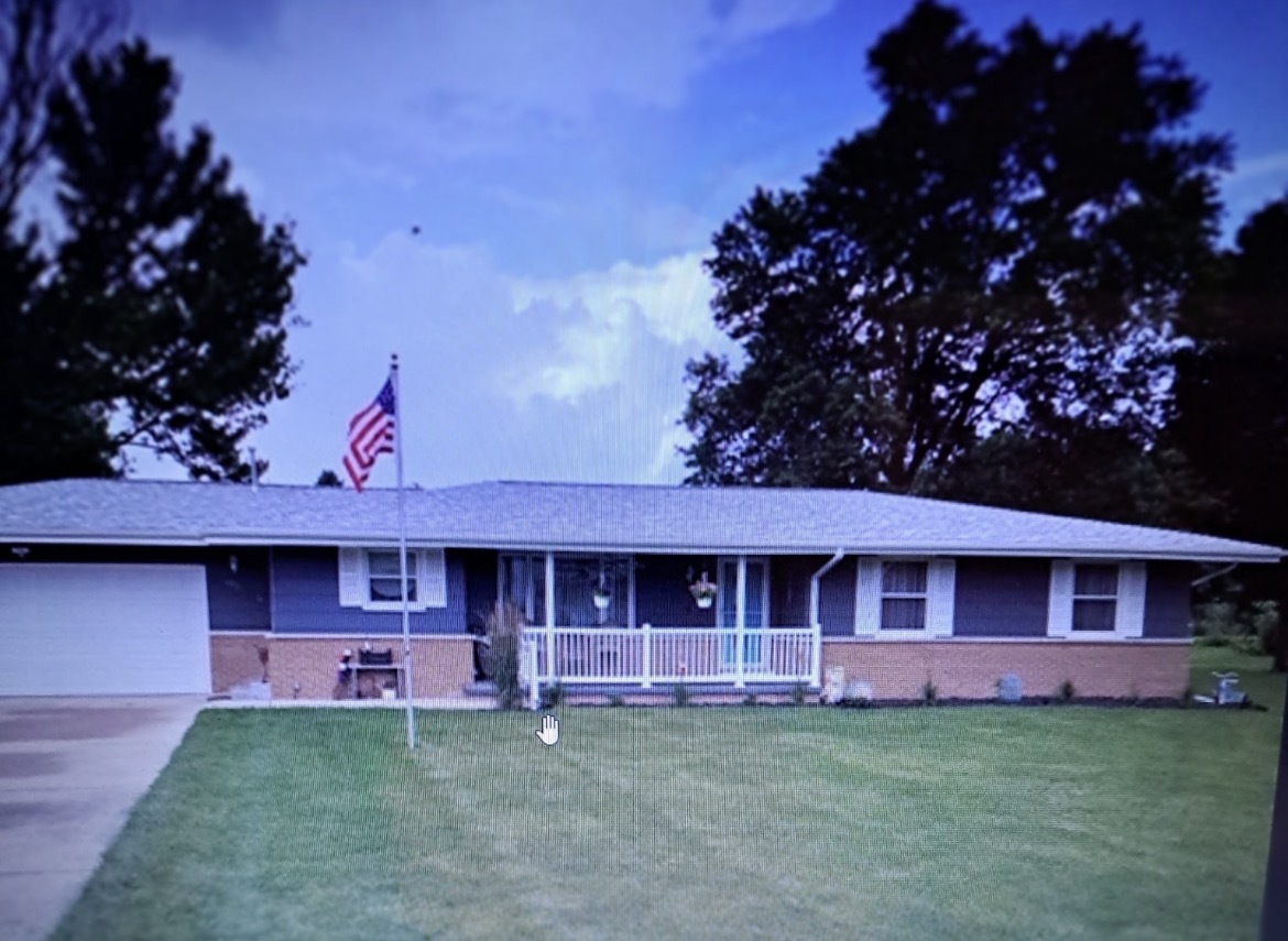 196 South Henning Road Danville, IL 61832 - Photo 11 of 42