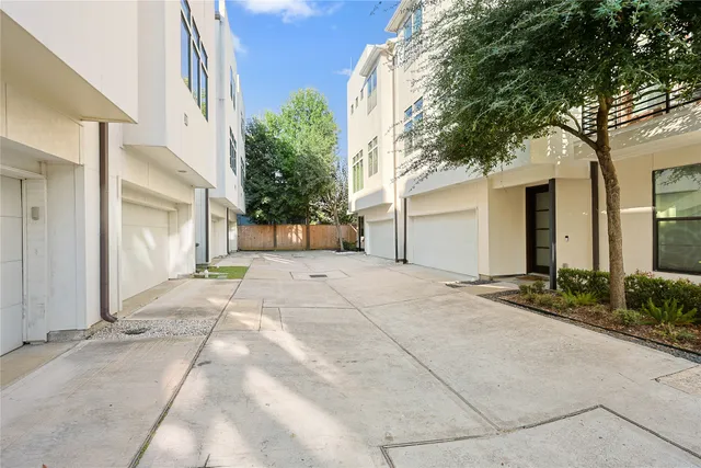 $499,900 | 2203 Colorado Street, Houston, TX 77007