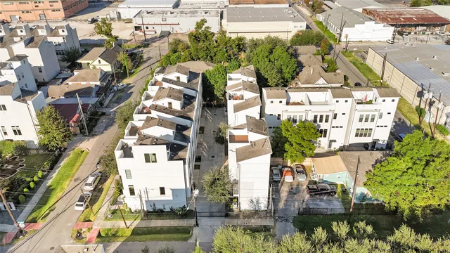 $499,900 | 2203 Colorado Street, Houston, TX 77007