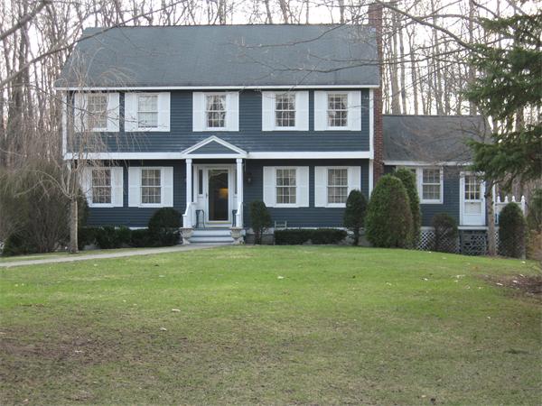 10 Ohio Road Tyngsborough, MA 01879 - Photo 2 of 8 Gallery Image 2