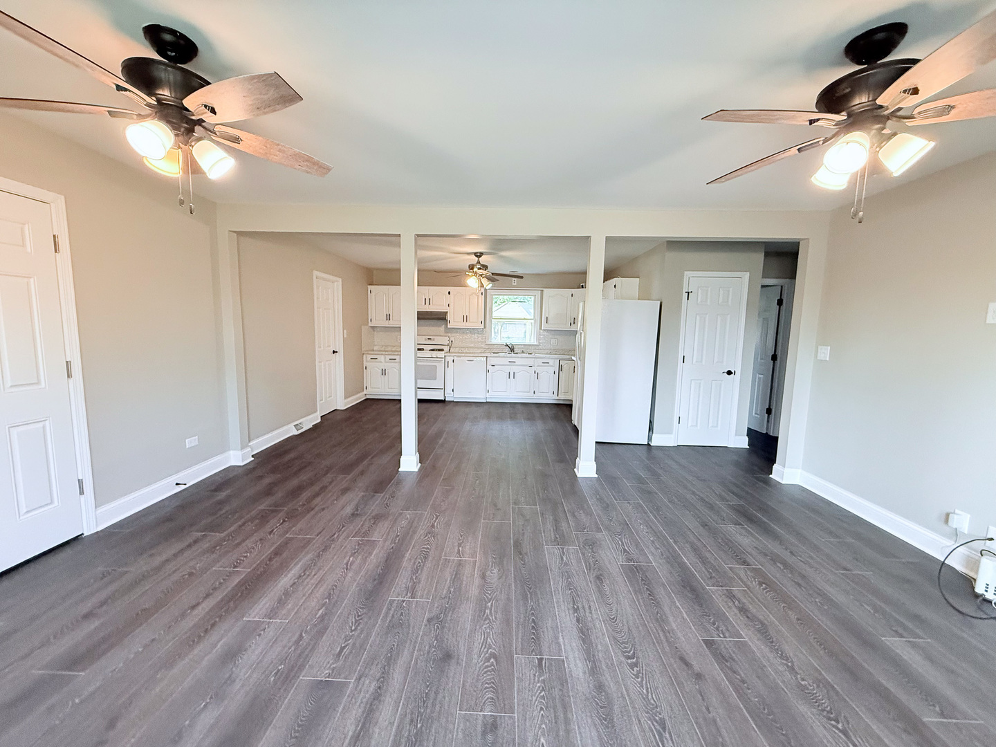 2225 West Acres Road Joliet, IL 60435 - Photo 6 of 21 Gallery Image 6