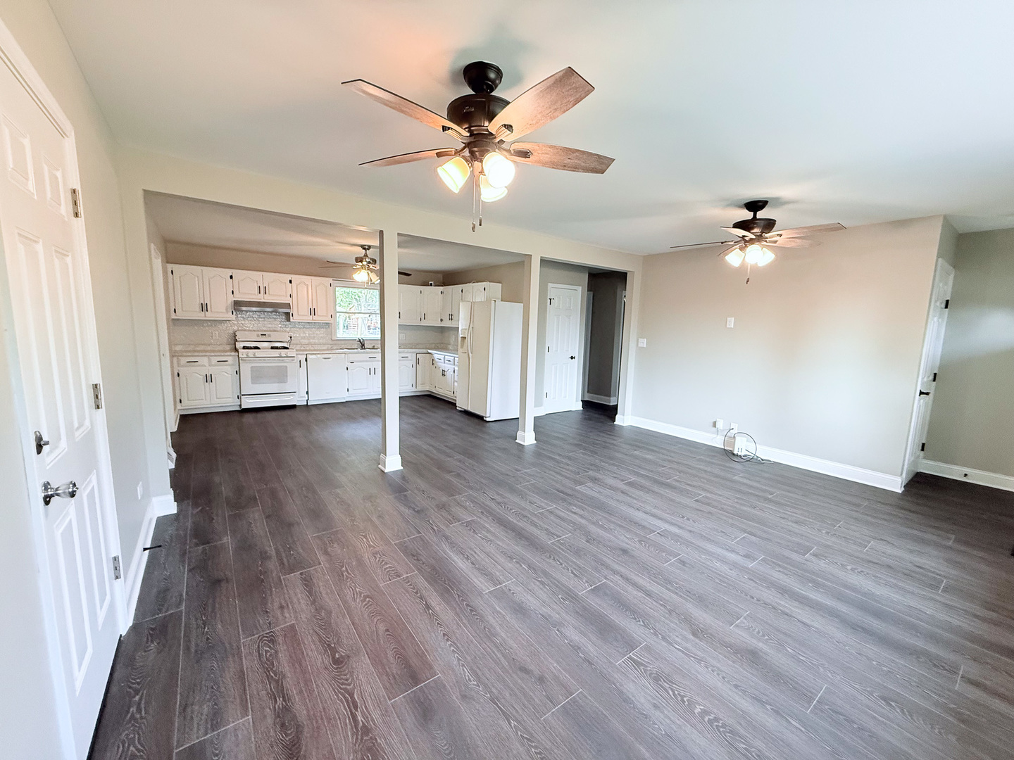 2225 West Acres Road Joliet, IL 60435 - Photo 7 of 21 Gallery Image 7