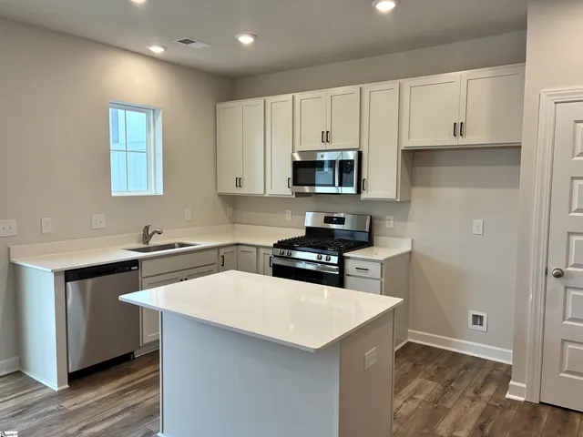 $254,450 | 1524 Yellowwood Court, Woodruff, SC 29388