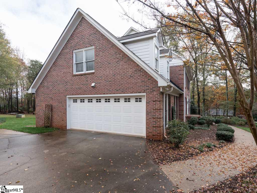 104 Tarleton Way Greer, SC 29650 - Photo 4 of 36 Gallery Image 4