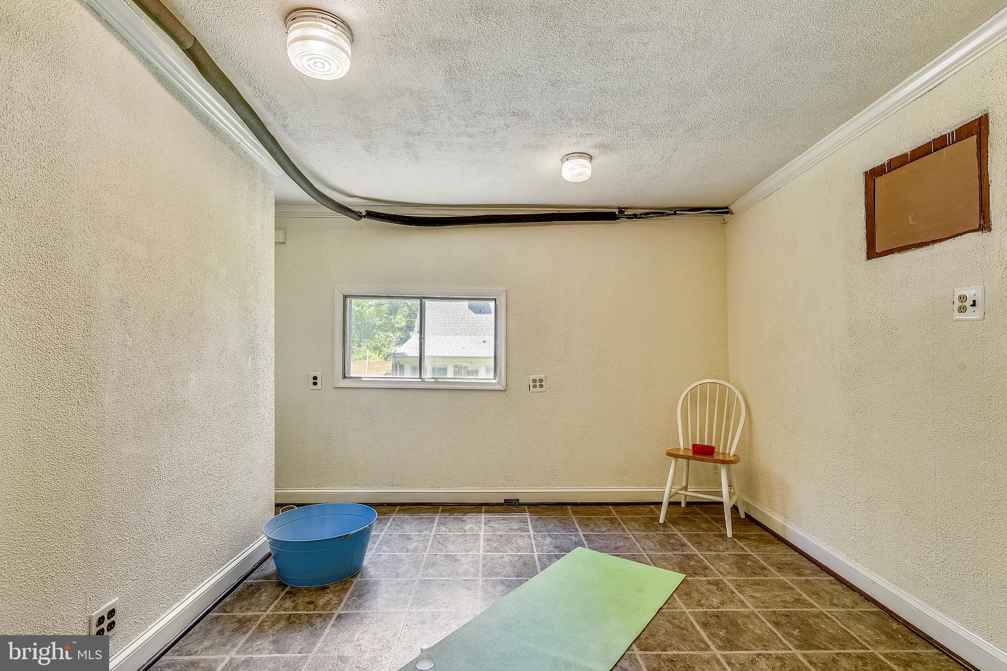 10604 Inwood Avenue Silver Spring, MD 20902 - Photo 31 of 54 Mud Room or Exercise Room