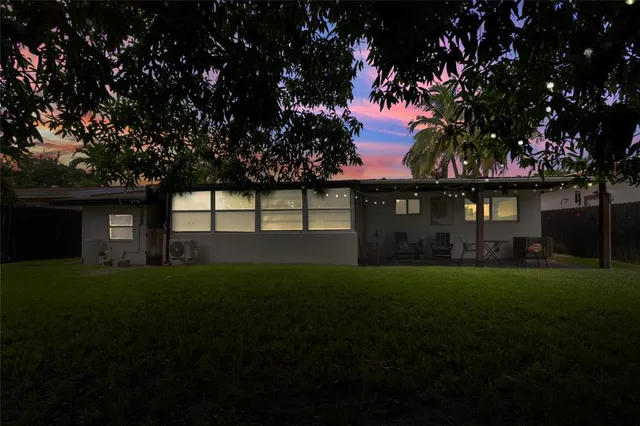 $3,000 | 7700 Northwest 15th Street, Pembroke Pines, FL 33024