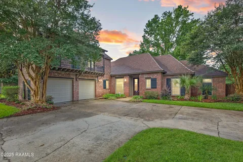 $589,900 | 100 Carrollton Circle, Lafayette, LA 70503