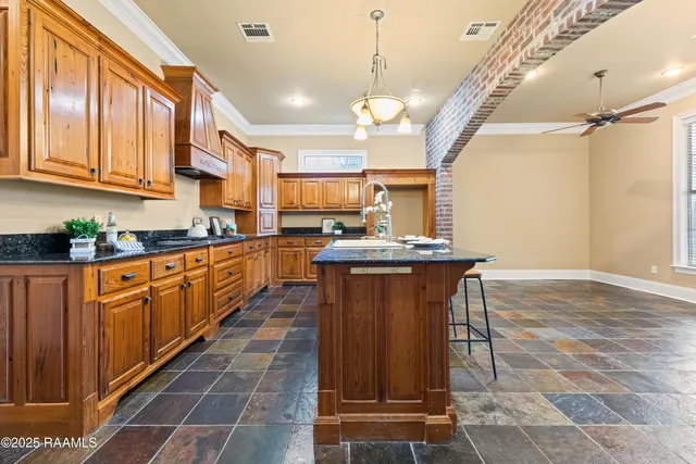 $589,900 | 100 Carrollton Circle, Lafayette, LA 70503