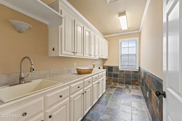 $589,900 | 100 Carrollton Circle, Lafayette, LA 70503