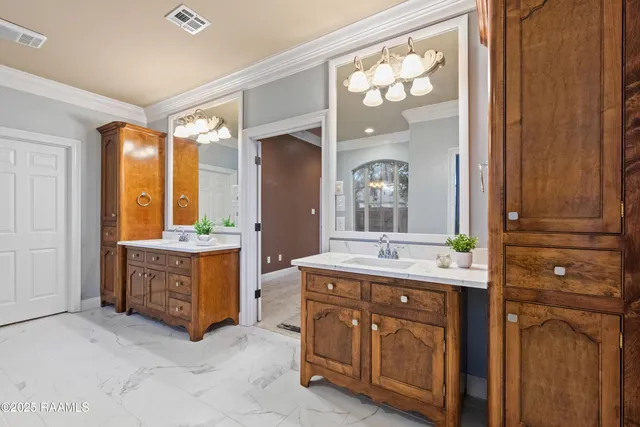 $589,900 | 100 Carrollton Circle, Lafayette, LA 70503