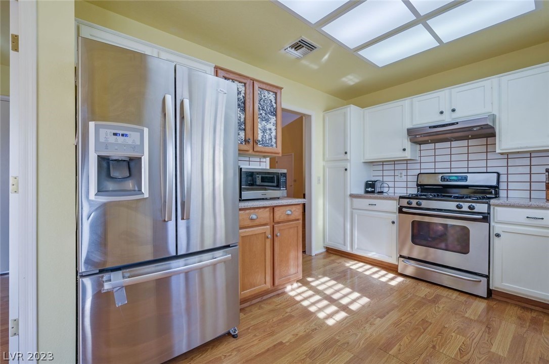 8813 Stoney Point Drive Las Vegas, NV 89134 - Photo 14 of 39