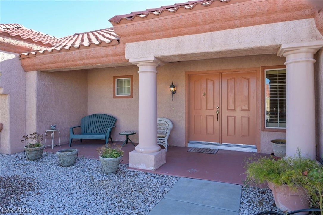 8813 Stoney Point Drive Las Vegas, NV 89134 - Photo 4 of 39