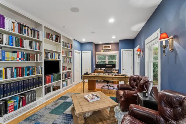 $135,000 | 3 Cherry Blossom Lane, East Quogue, NY 11942