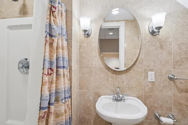 $135,000 | 3 Cherry Blossom Lane, East Quogue, NY 11942