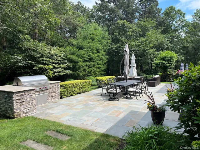 $135,000 | 3 Cherry Blossom Lane, East Quogue, NY 11942