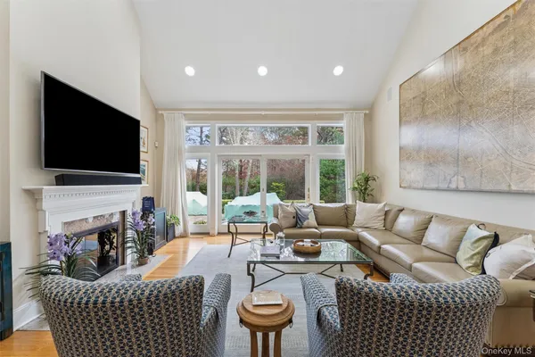 $135,000 | 3 Cherry Blossom Lane, East Quogue, NY 11942