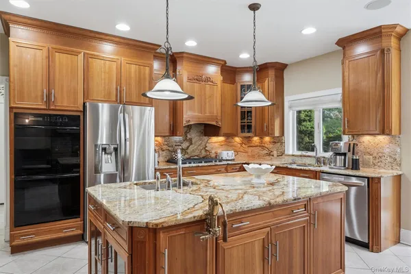 $135,000 | 3 Cherry Blossom Lane, East Quogue, NY 11942