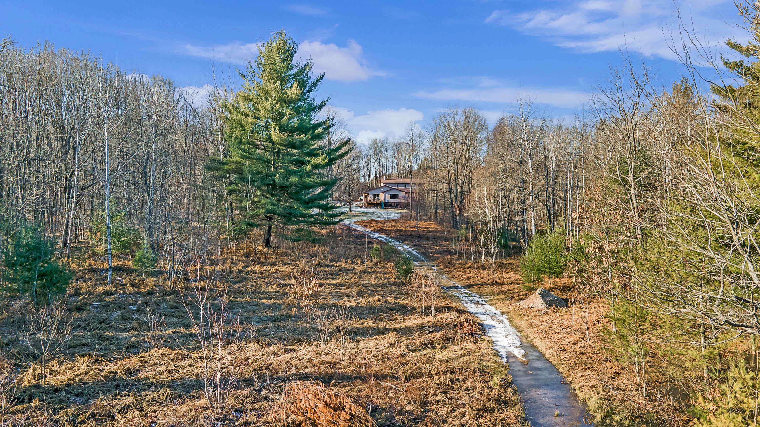 2313 5 Lakes Road Gaylord, MI 49735 - Photo 33 of 39 Gallery Image 33