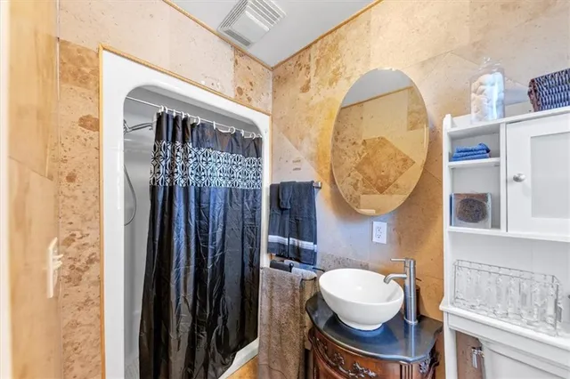 $1,200,000 | 1410 North Druid Hills Road, Brookhaven, GA 30319