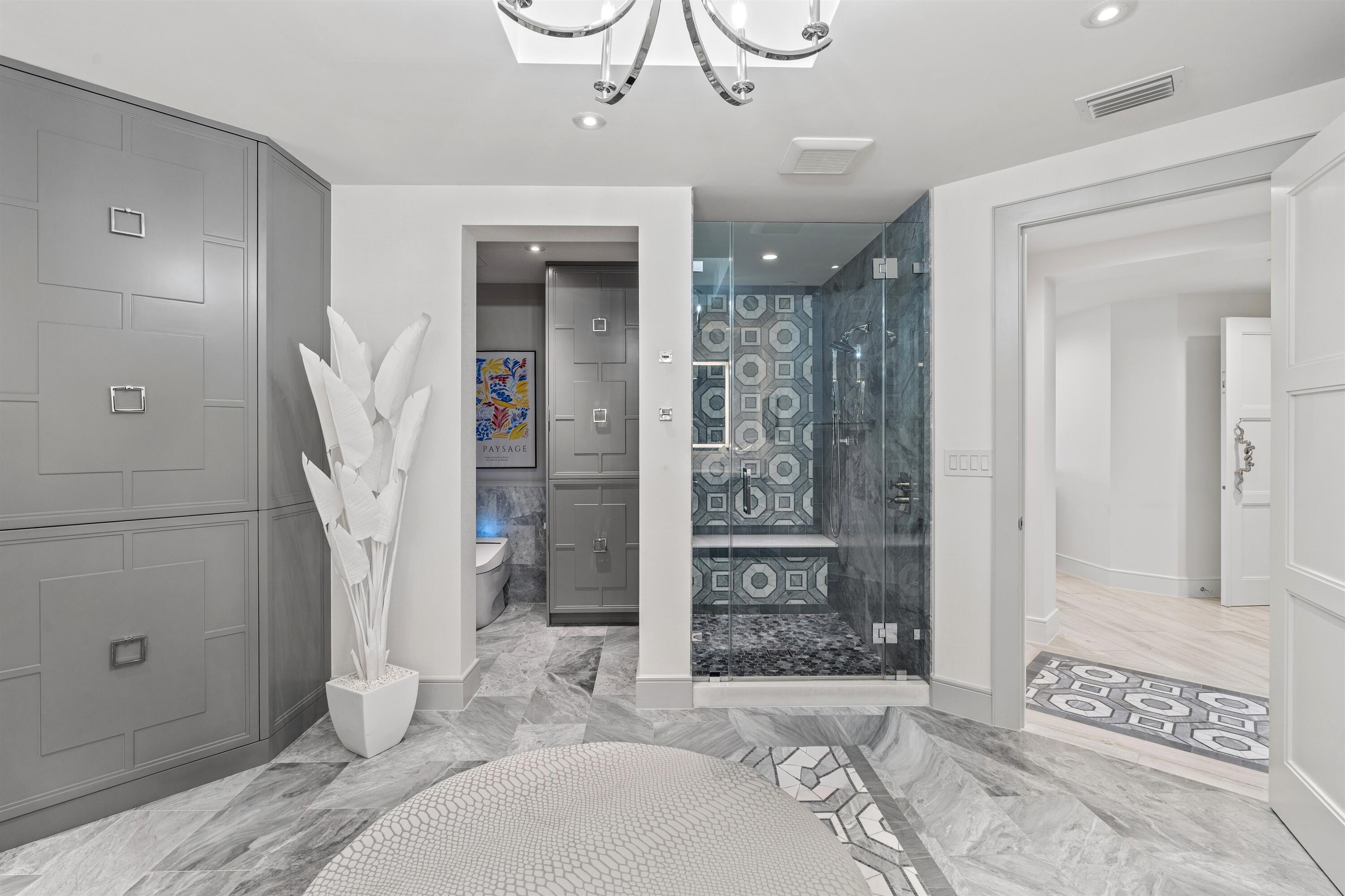 500 Southeast 5th Avenue, Unit 701S Boca Raton, FL 33432 - Photo 20 of 41 PRIMARY BATH