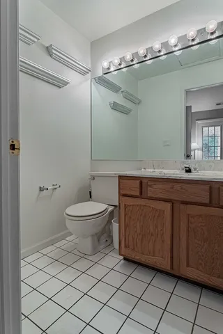 $2,200 | 1278 Clare Court, Carol Stream, IL 60188