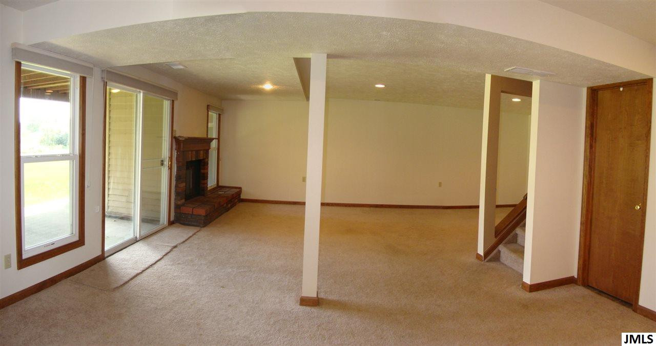 2001 Augusta Drive Jackson, MI 49201 - Photo 16 of 22 Photo 16