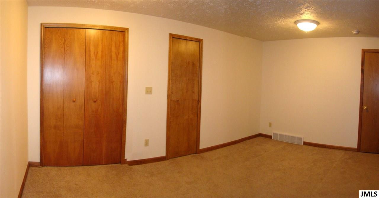 2001 Augusta Drive Jackson, MI 49201 - Photo 17 of 22 Photo 17