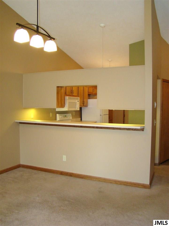 2001 Augusta Drive Jackson, MI 49201 - Photo 6 of 22 Photo 6