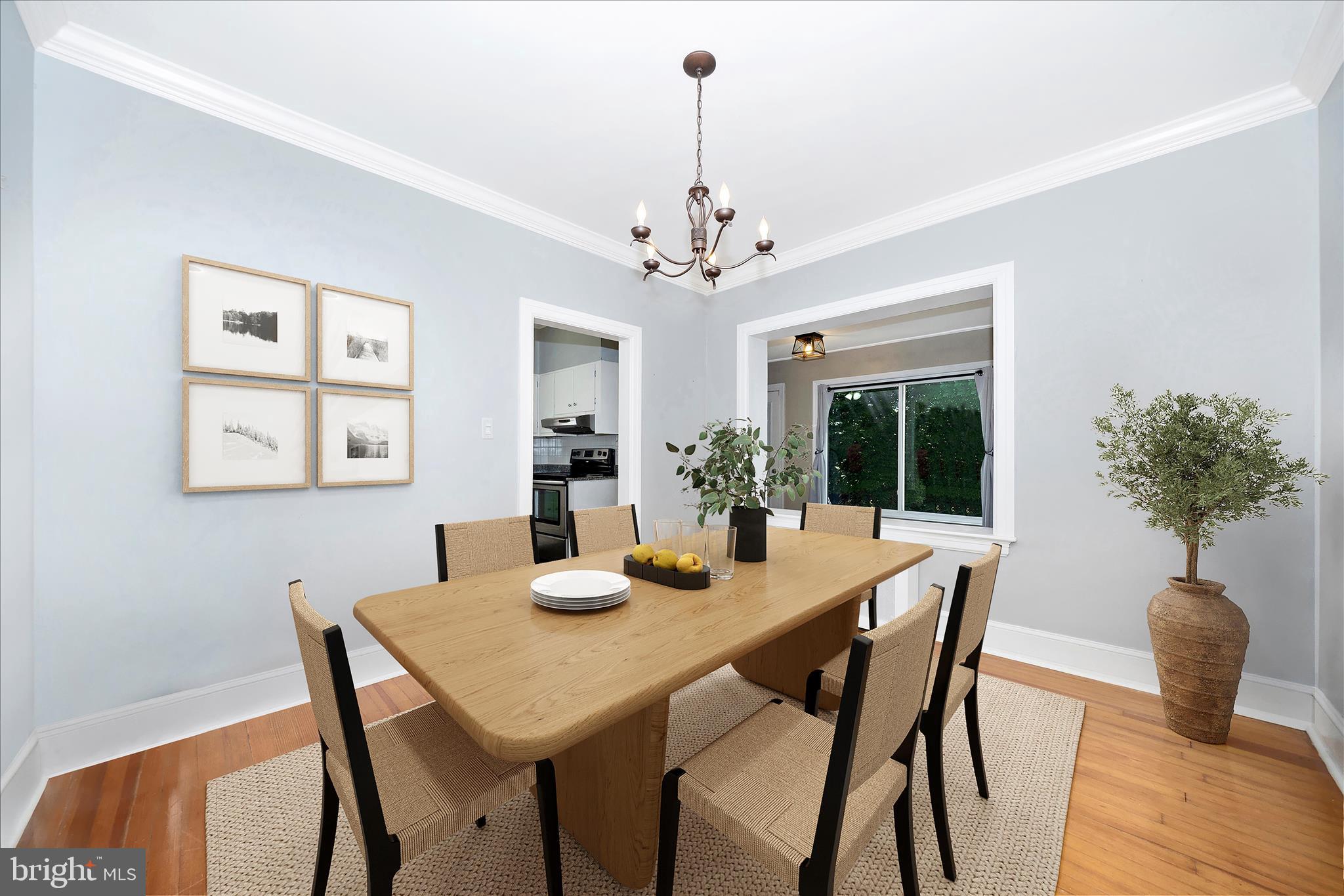 209 Monroe Avenue Frederick, MD 21701 - Photo 8 of 51 Dining Room Virtually Staged