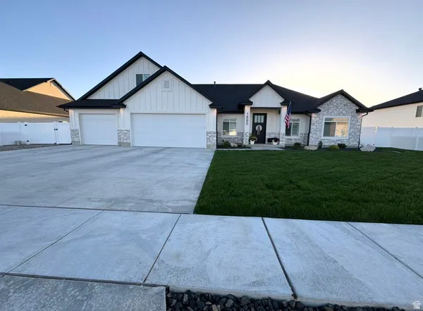 $734,900 | 1895 North 4100 W Street, Plain City, UT 84404