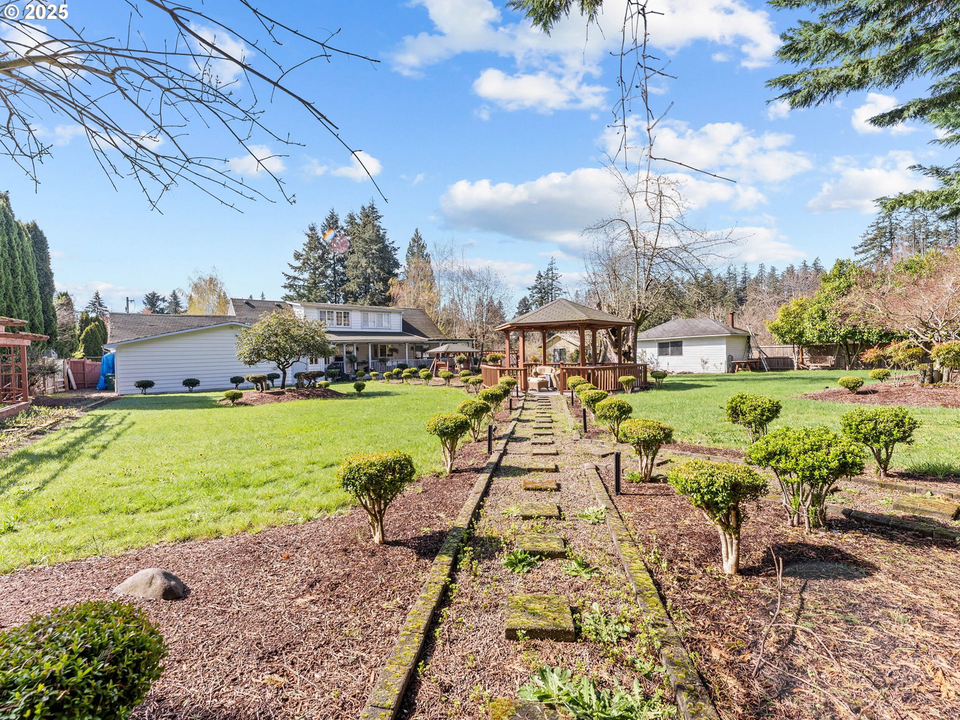 15095 Southwest Weir Road Beaverton, OR 97007 - Photo 43 of 47