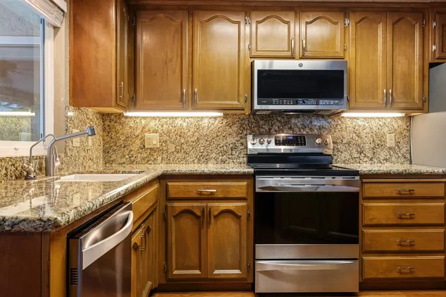 $510,000 | 7542 Locust Street, Hughson, CA 95326