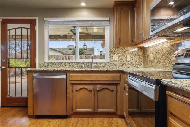 $510,000 | 7542 Locust Street, Hughson, CA 95326