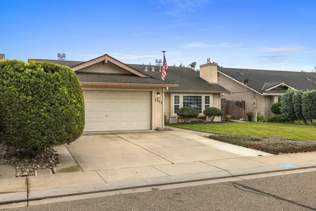 $510,000 | 7542 Locust Street, Hughson, CA 95326