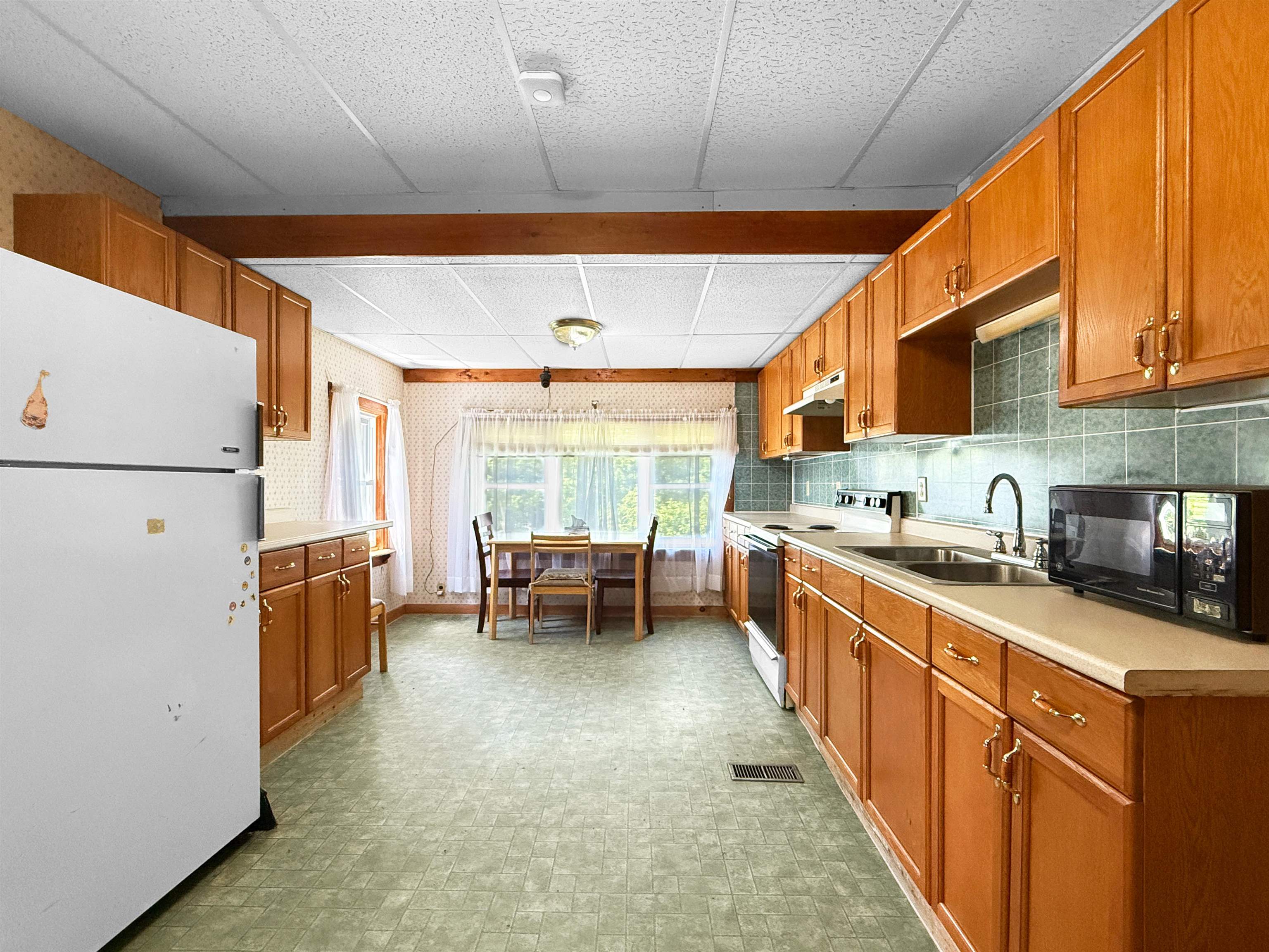 38 High Street Stewartstown, NH 03597 - Photo 2 of 29