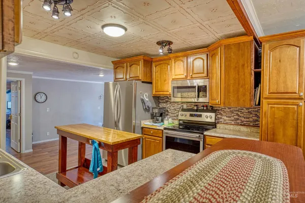 $389,000 | 1059 Southwest 3rd Avenue, Ontario, OR 97914